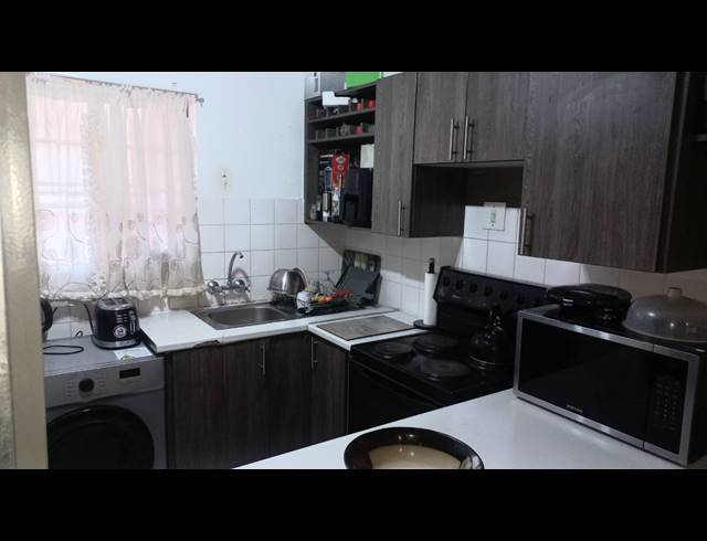 3 BEDROOM APARTMENT FOR SALE IN WELTEVREDEN PARK